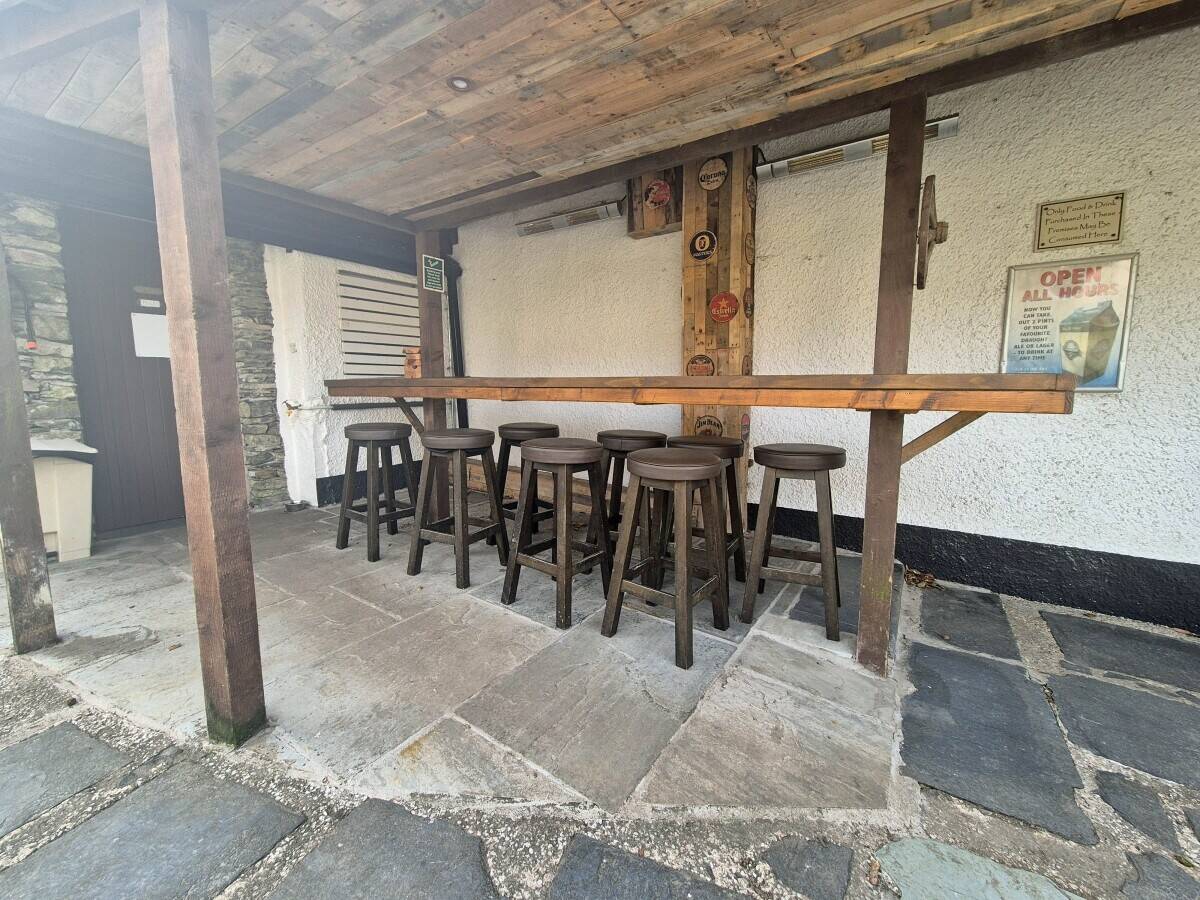 LAKE DISTRICT NATIONAL PARK – QUAINT VILLAGE PUB IN THE HEART OF GRIZEDALE FOREST Photo 8