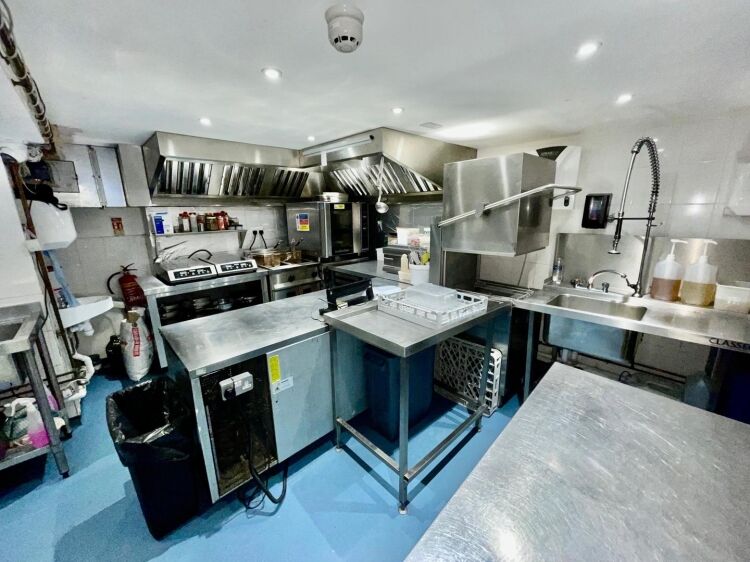 Leasehold Seafood Restaurant Located In St Ives, Cornwall Photo 8