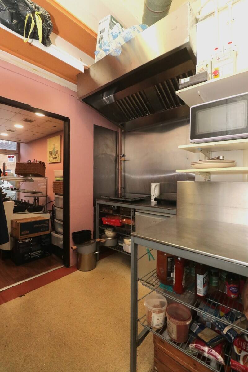 Southside takeaway/deli in busy sought-after Glasgow area Photo 9