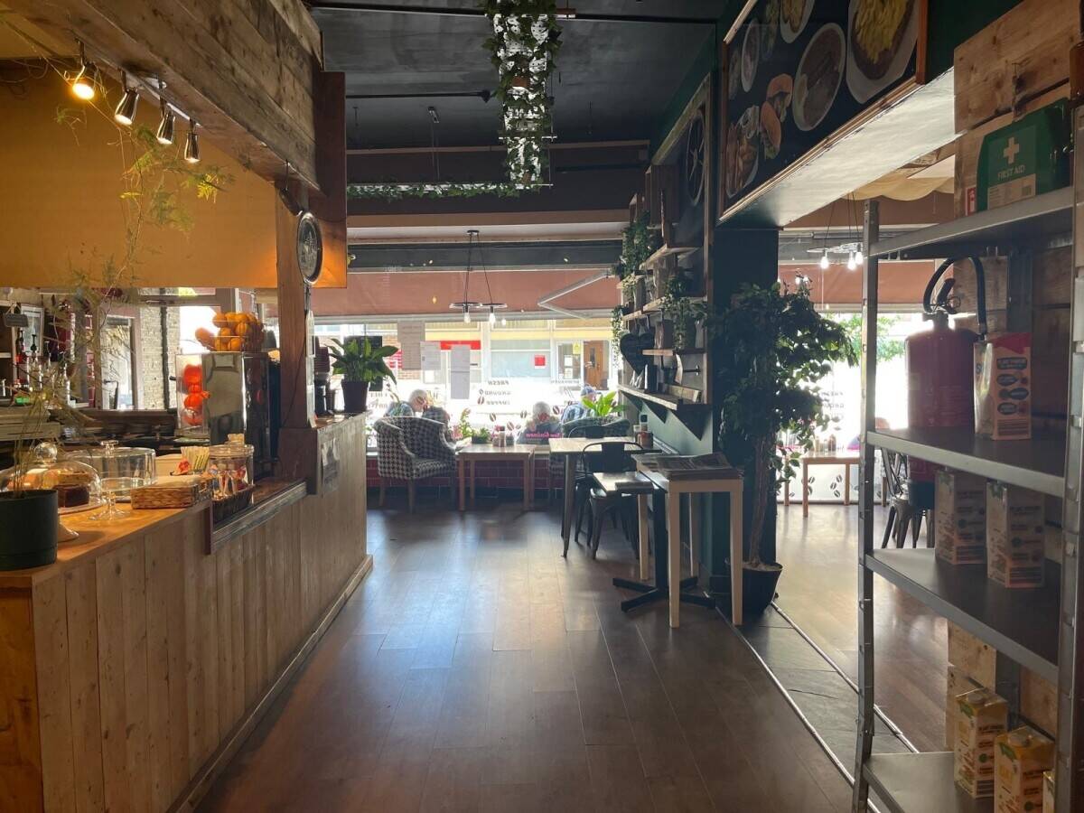 Coffee shop Photo 8
