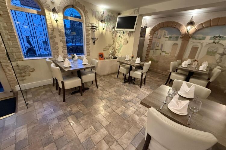 Established Indian Restaurant - Hammersmith Photo 8