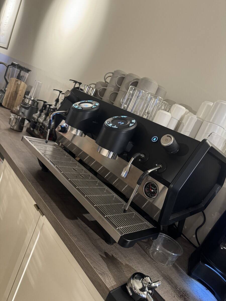 Caf&eacute;/Bar/ Private venue