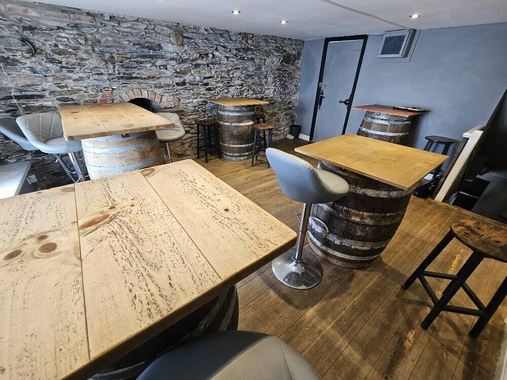 Cafe, Restaurant & Takeaway With An Apartment In Port Isaac