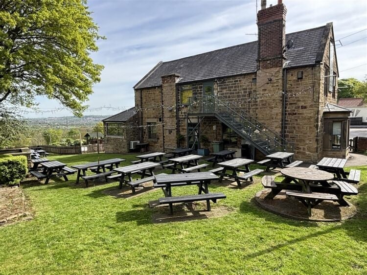 Licenced Trade, Pubs & Clubs For Sale in Chesterfield