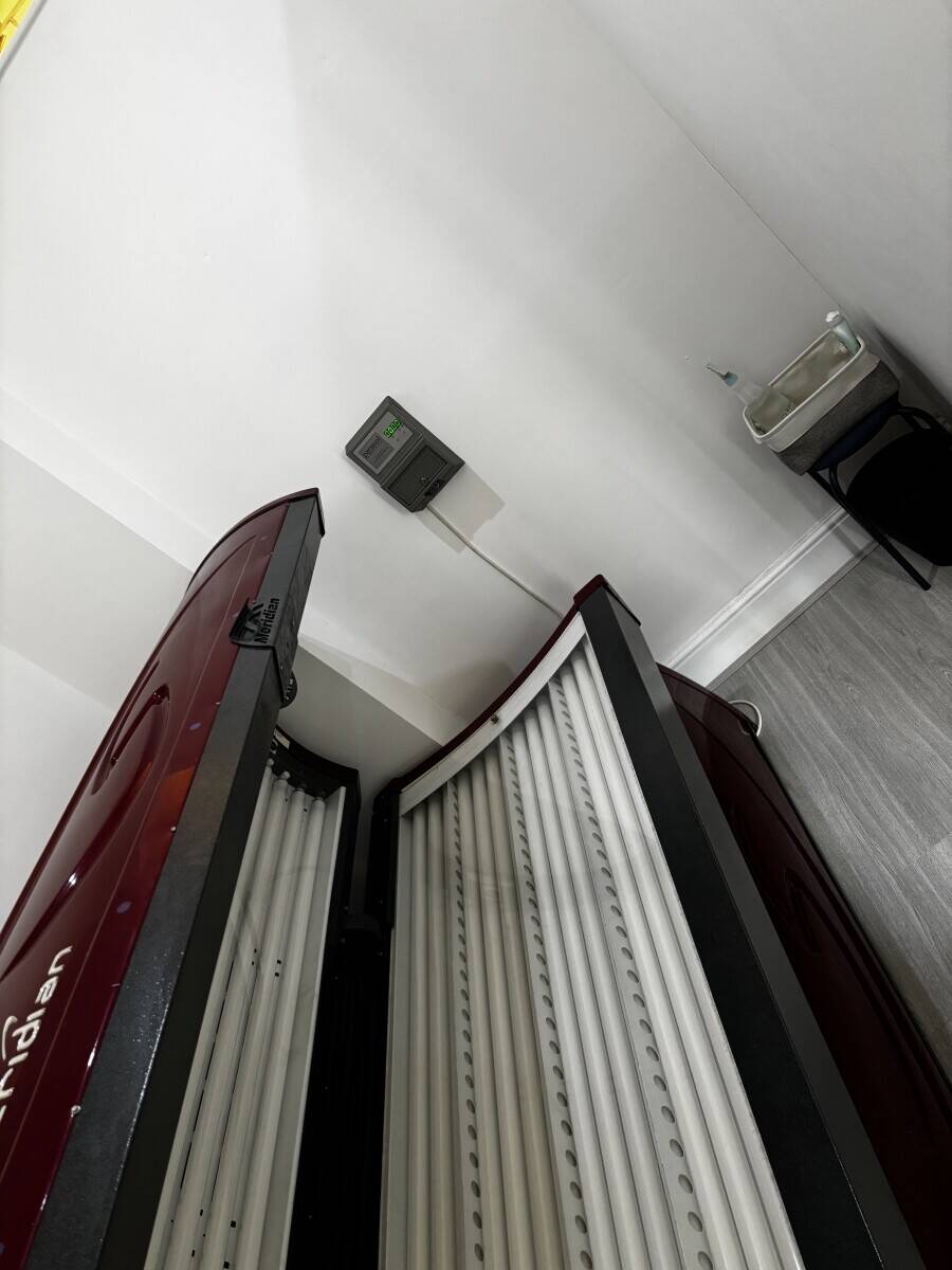Oxford Blonde Hairdressers, Liverpool Photo 8