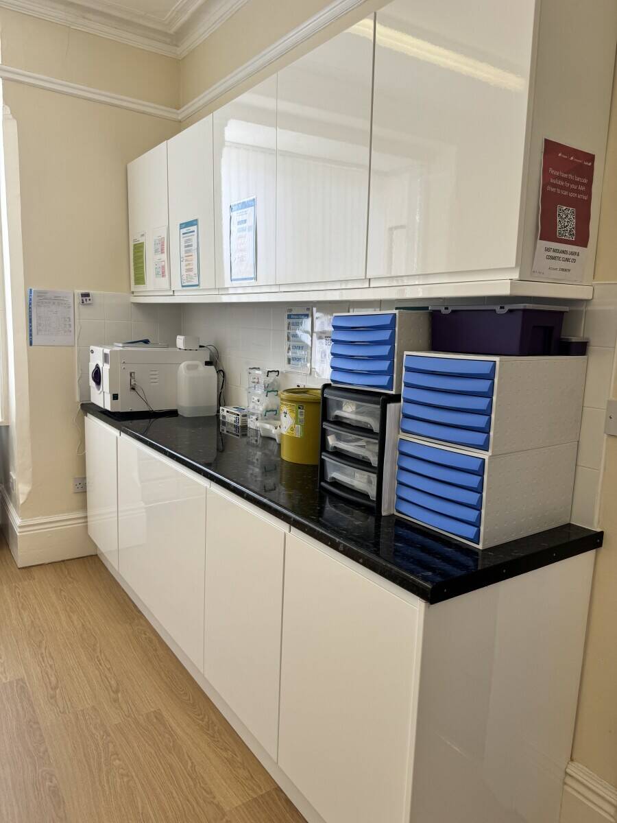 Laser & Cosmetic Clinic for Sale in Mansfield Nottinghamshire Photo 8