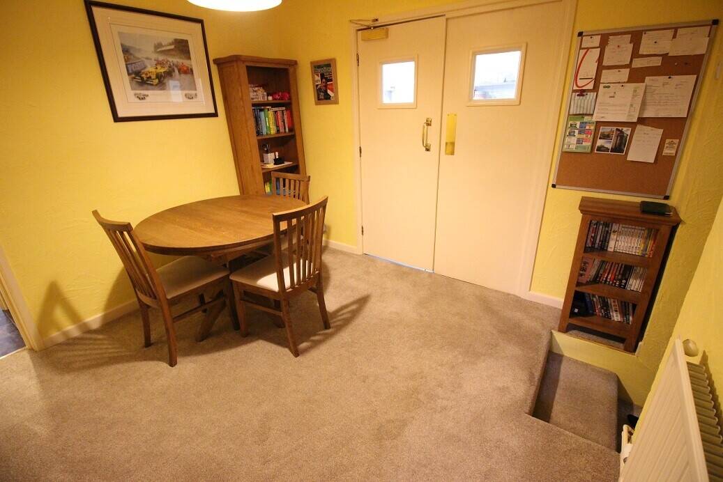 Immaculate Detached Guest House With 5 Ensuite Letting Rooms & 2 Bedroom Owners Accommodation