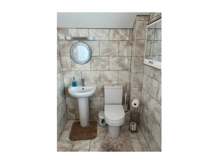 Successful & Ready-to-Trade B&B – Jasmine House, Newquay Photo 8