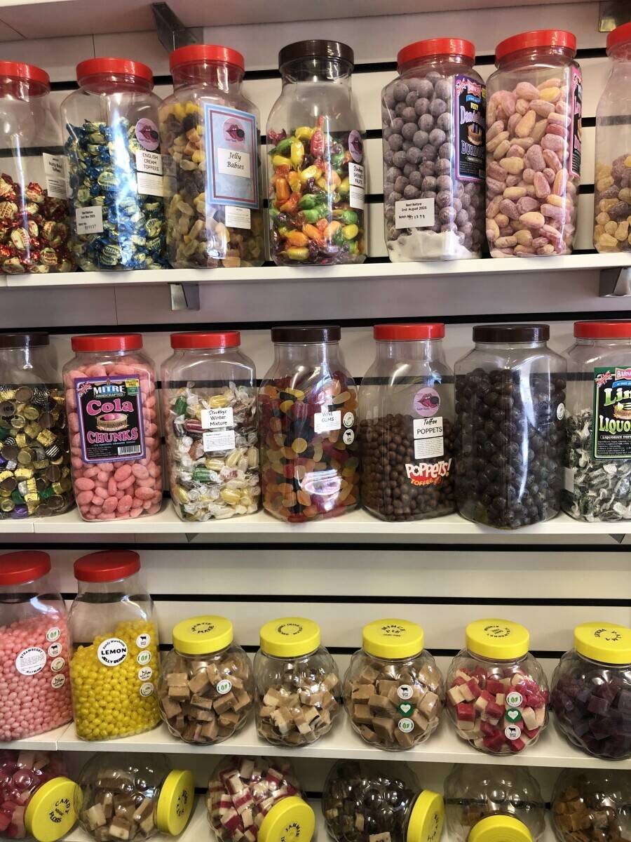 Independent family run sweet shop for sale