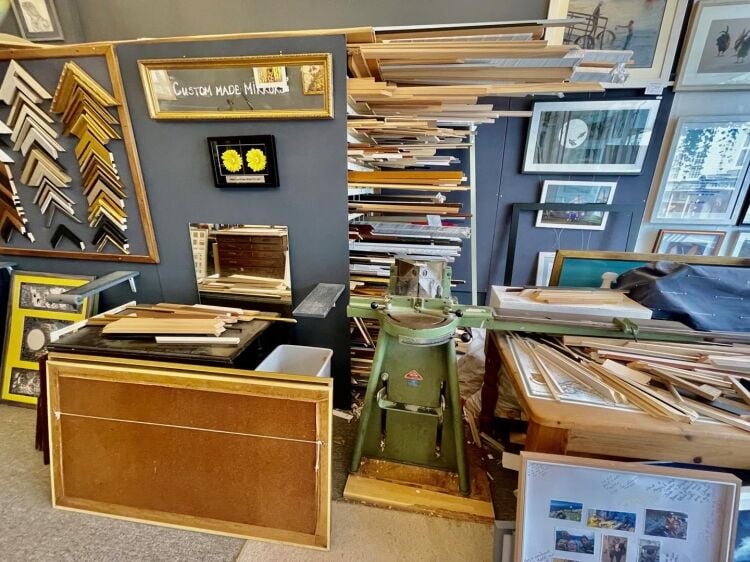 Leasehold Pictures & Framing Business Located In Helston
