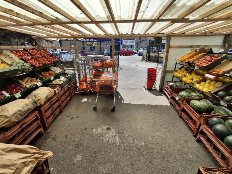 Off License & Convenience For Sale in Bradford Photo 8