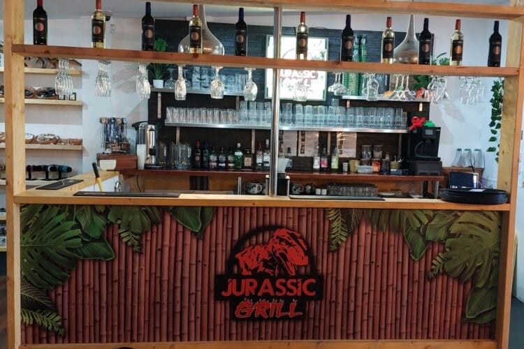 Established Restaurant - Loch Lomond