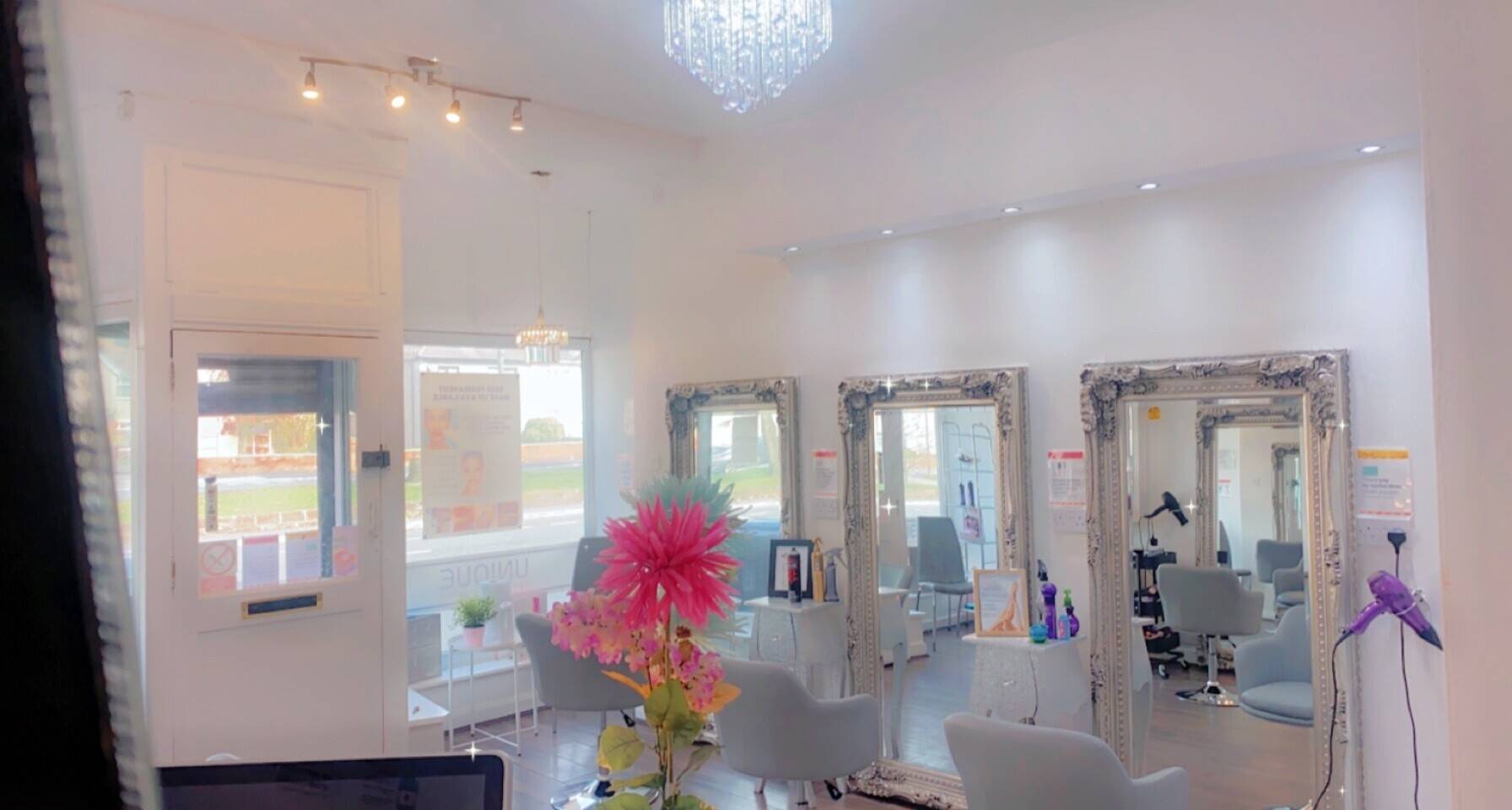  ✨ Award-Winning Liverpool Salon For Sale ✨ Photo 8