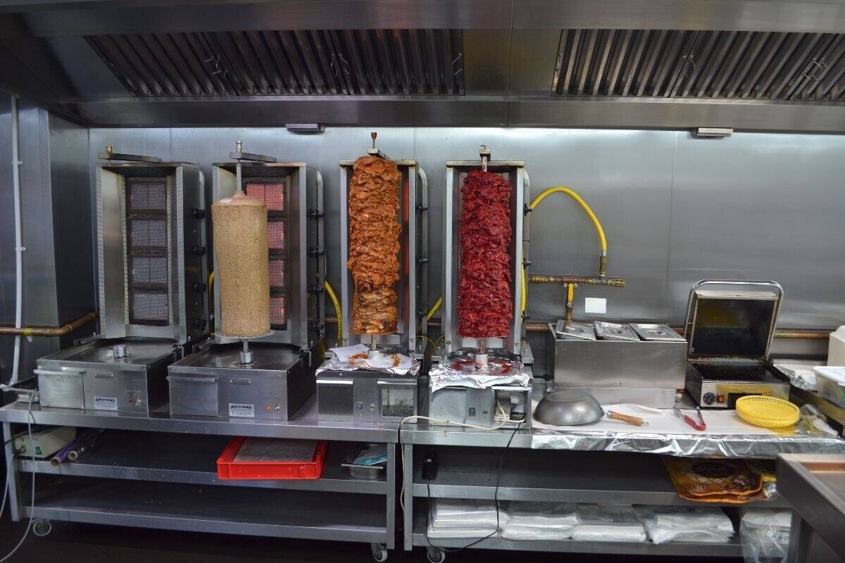 Thriving £15K Weekly Turnover Fish & Chip Shop with High-Profit Dessert Menu – Prime Opportunity!