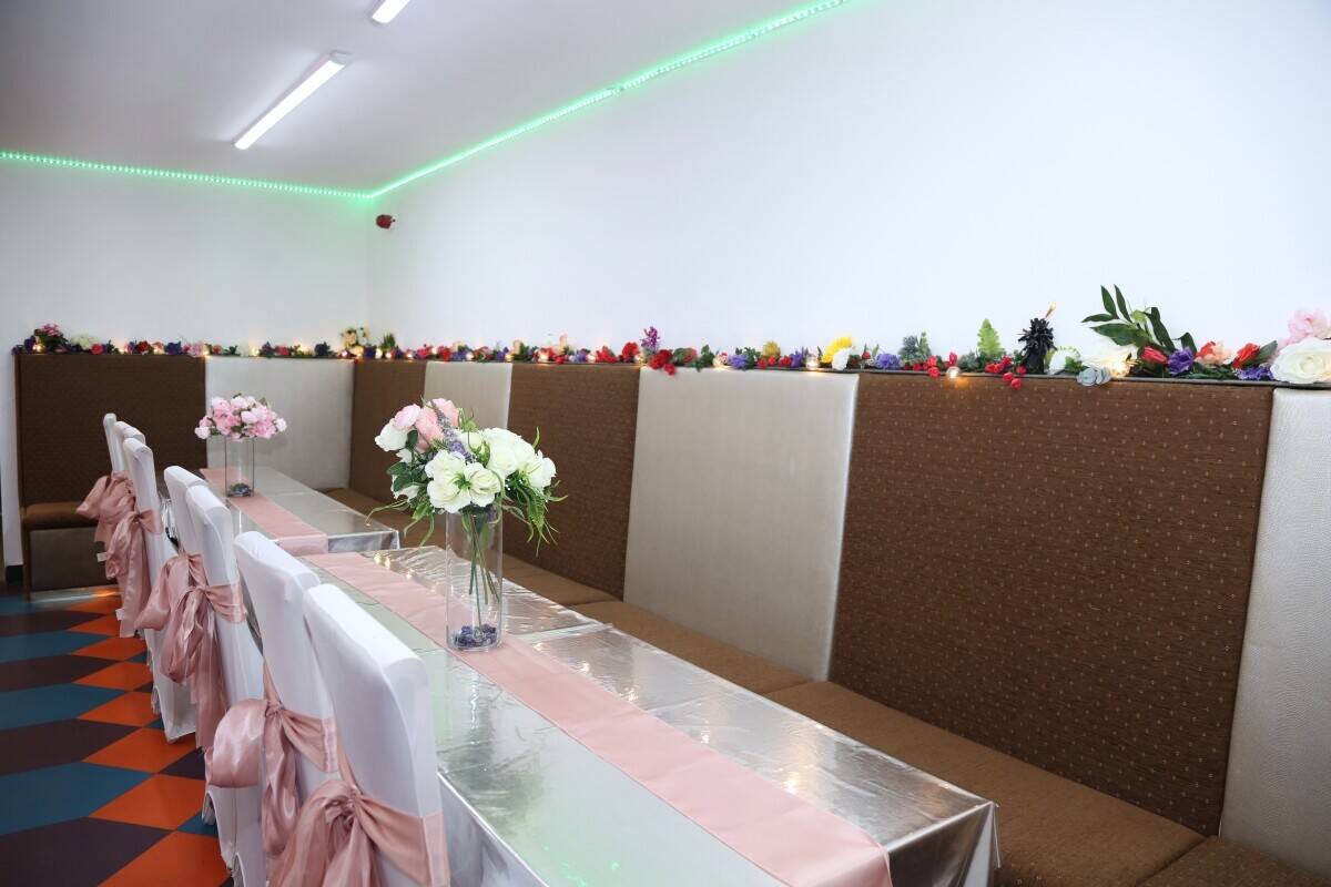 Bar and Events Venue with 4-Bed Accommodation for Sale – Leasehold- eastcote Photo 8