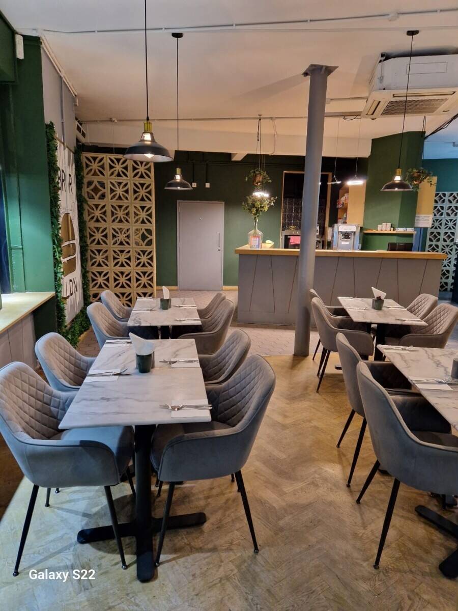 Gourmet burger restaurant near Kings Cross London Photo 9