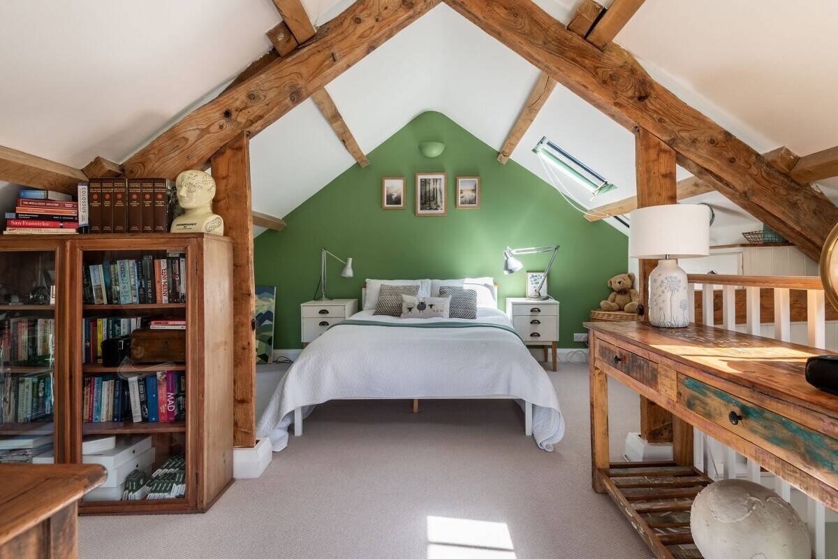 Holiday Let & Bed and Breakfast 