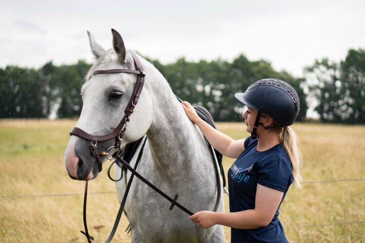 Relocatable Equestrian Retailer