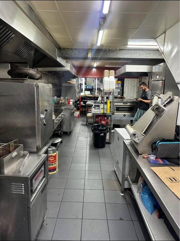 Fully Fitted Takeaway Dewsbury Town centre
