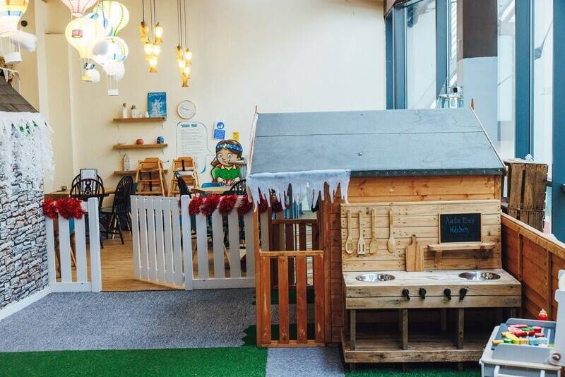 Family Cafe & Play Village Photo 8