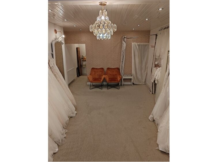 Say ‘Yes’ to This Boutique – Bridal Gold in Chorley! Photo 8