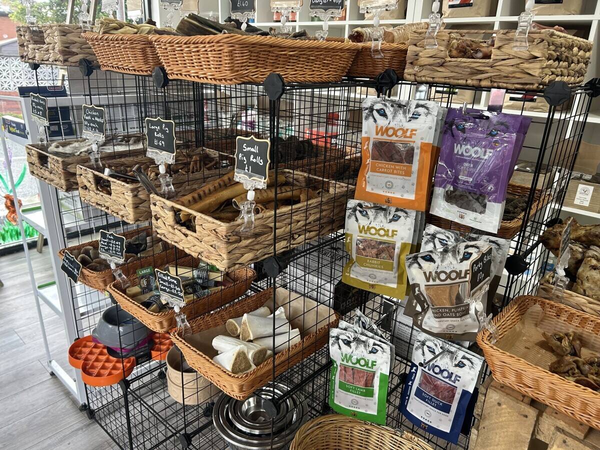 Pets Pantry Dog Boutique and Spa Photo 8