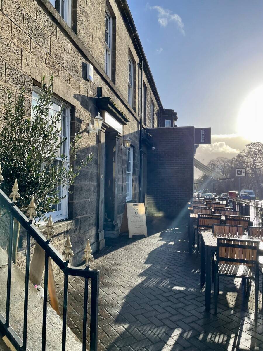Popular and family run coffee shop business on leasehold, in Far Headingley