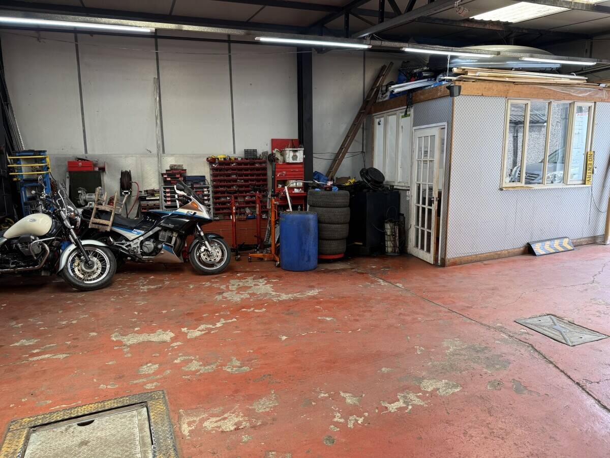 MOT  station car's and m/cycles. Servicing/repair garage. Town centre location.