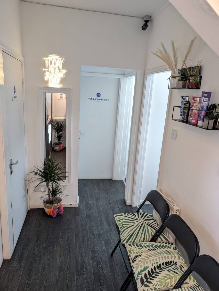 Sunbed business for sale Photo 8