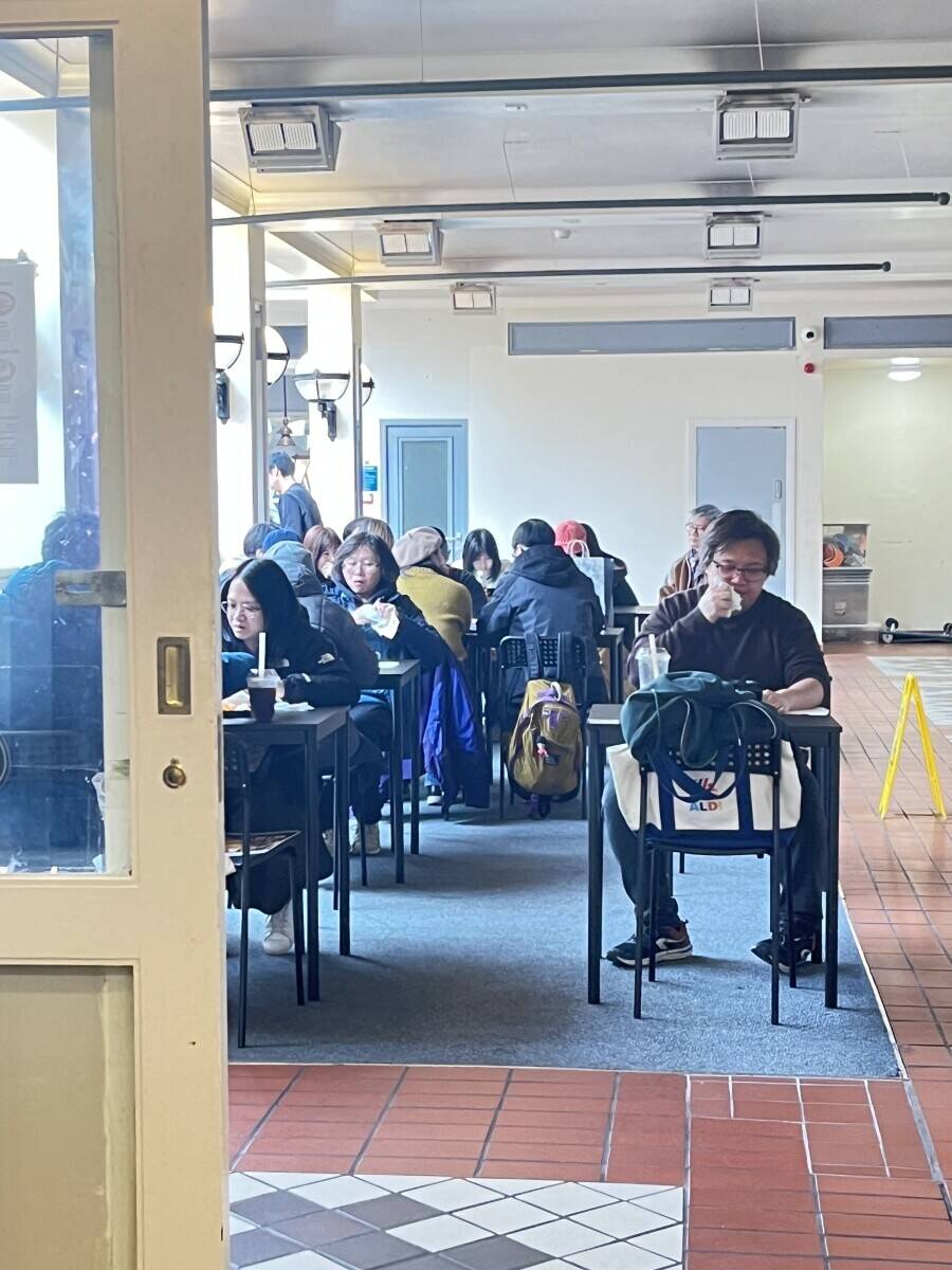Cafe in Warrington City Centre Photo 8