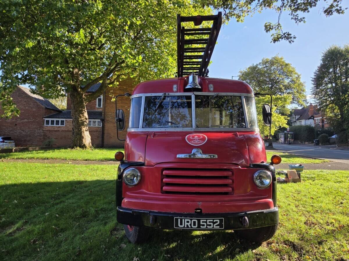 1955 Bedford Coffee Truck – Professionally Restored, One-of-a-Kind Conversion