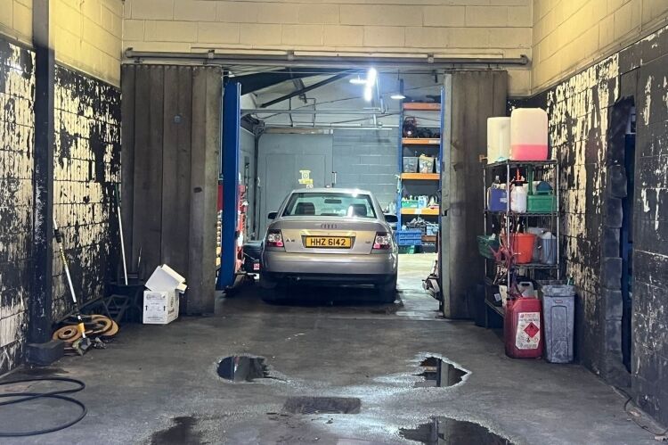 Established Car Sales And Repair Garage Photo 8