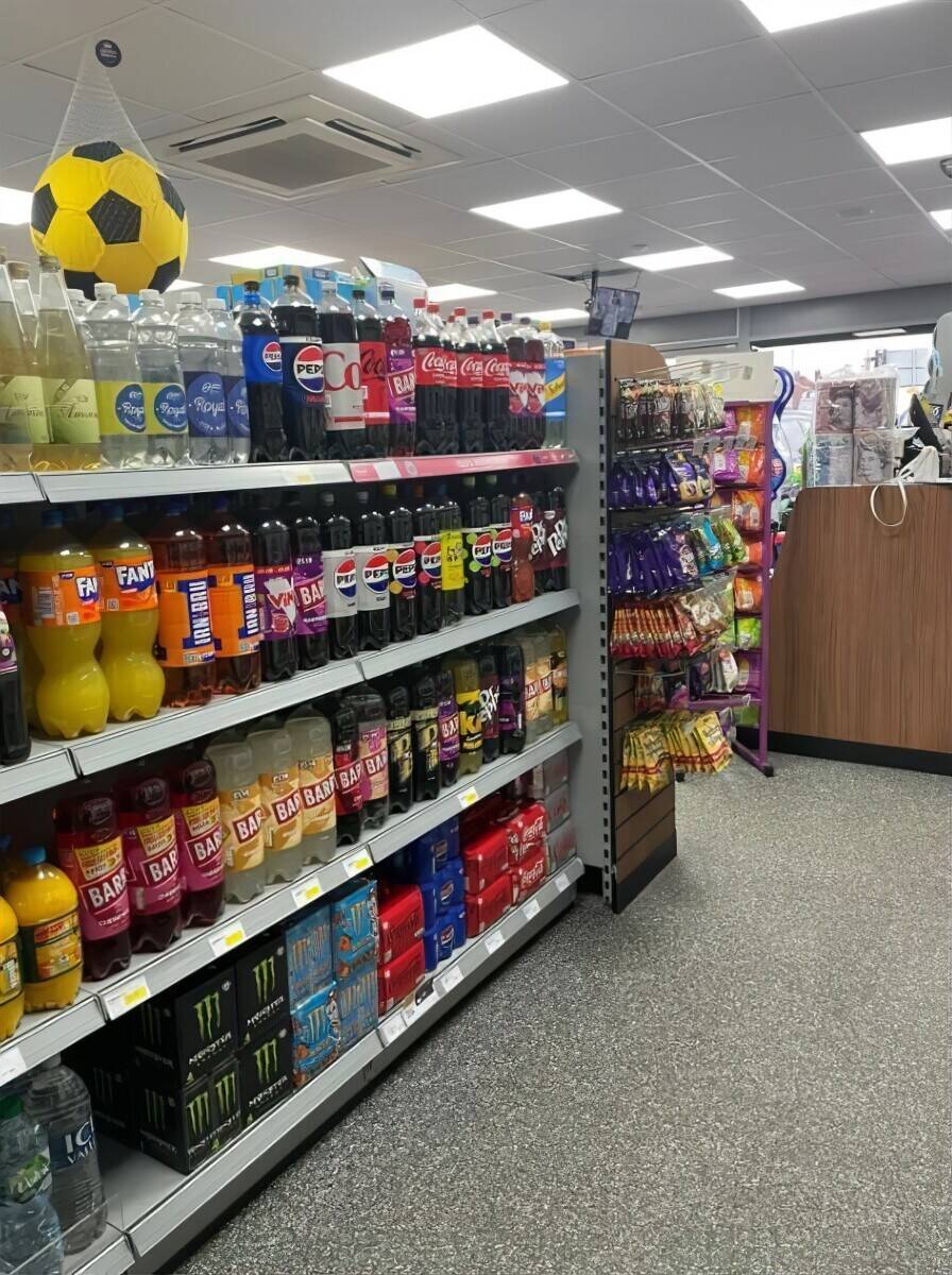 Thriving Convenience Store & Off Licence in Prime High-Traffic Location Photo 8