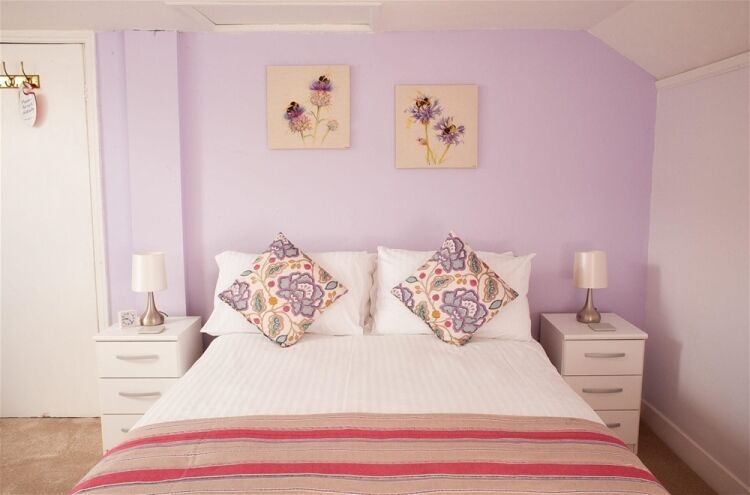 Captivating 7-Bedroom Georgian Guest House with En Suites for Sale For Sale in Minehead