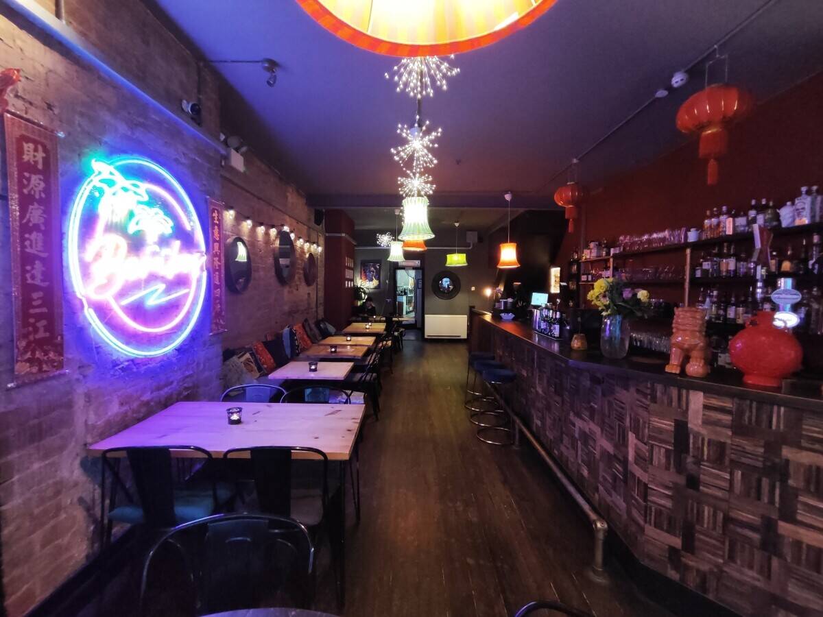 Leasehold Asian Tapas/Cocktail bar, Shrewsbury town centre Photo 9