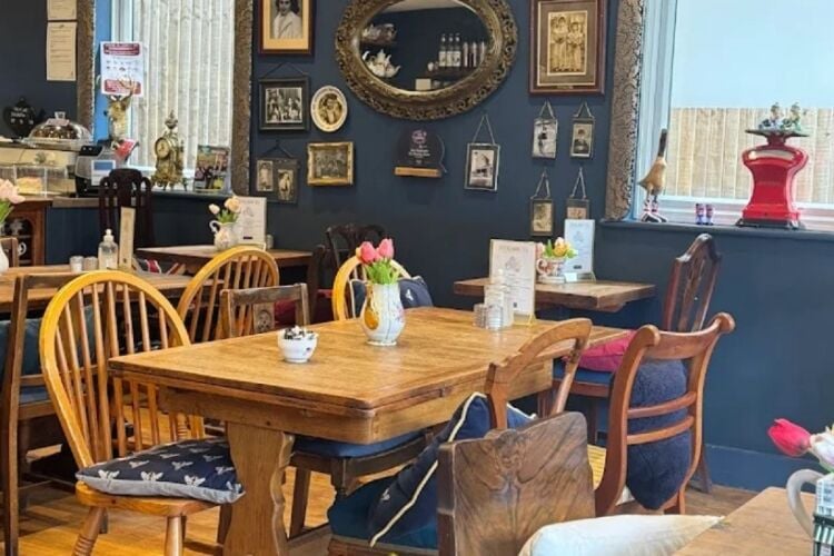 Tea Room / Cafe - Greater London