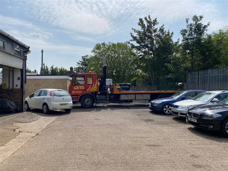 REDUCED FREEHOLD  VEHICLE BREAKDOWN RECOVERY & MOT CENTRE SUFFOLK
