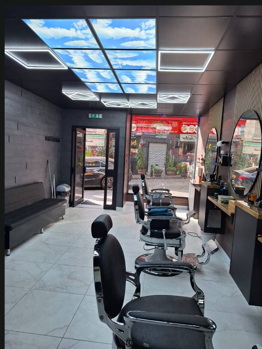 Barber and Hairdressing Shop City of Stirling Photo 8