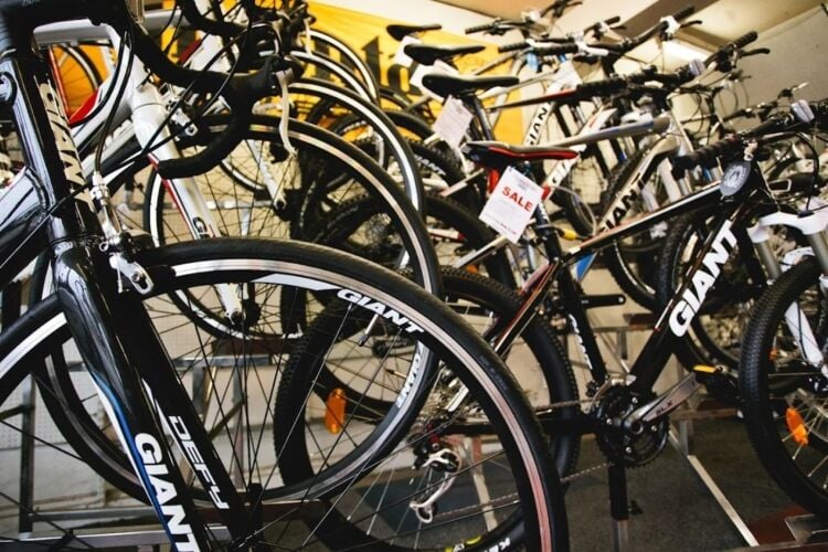 Bicycle Retail & Repair Shop - Wythenshawe Photo 8