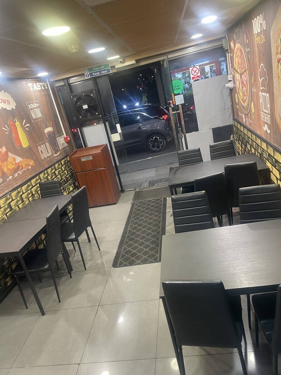 Burger & Pizza takeaway for sale in Hounslow 
