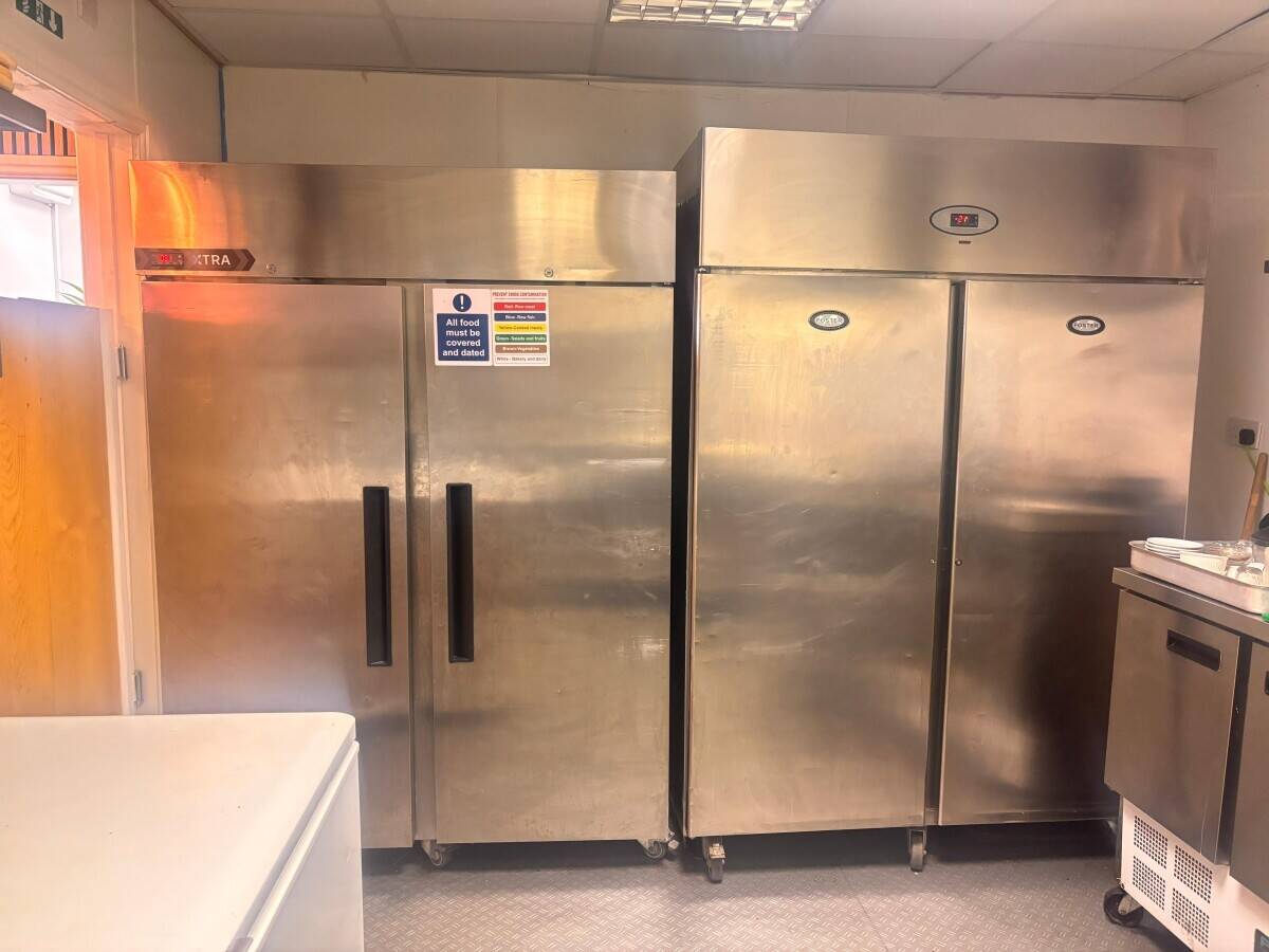 Zukis Restaurant is a well-established Turkish takeaway and delivery business, offering authentic flavours cooked on a traditional charcoal grill. Kno