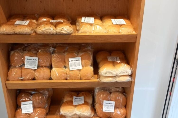 Bakery, Confectioner & Wholesaler - Bolsover Photo 8