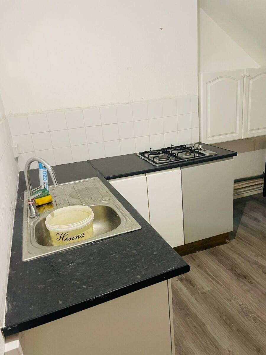 Indian restaurant with hmo property