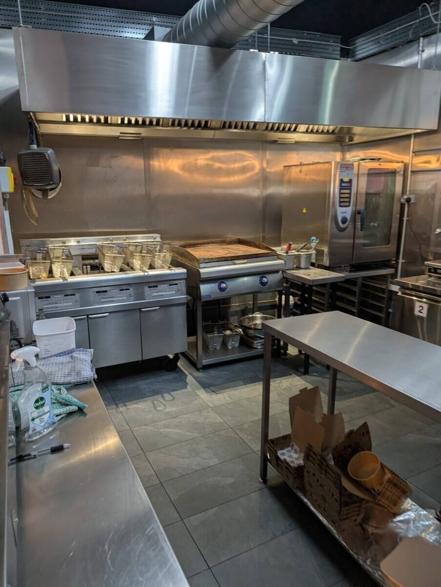 Takeaway restaurant