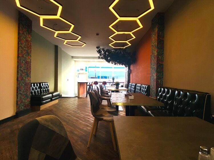 Leasehold Fish & Chip Takeaway Located In Rotherham, South Yorkshire Photo 8
