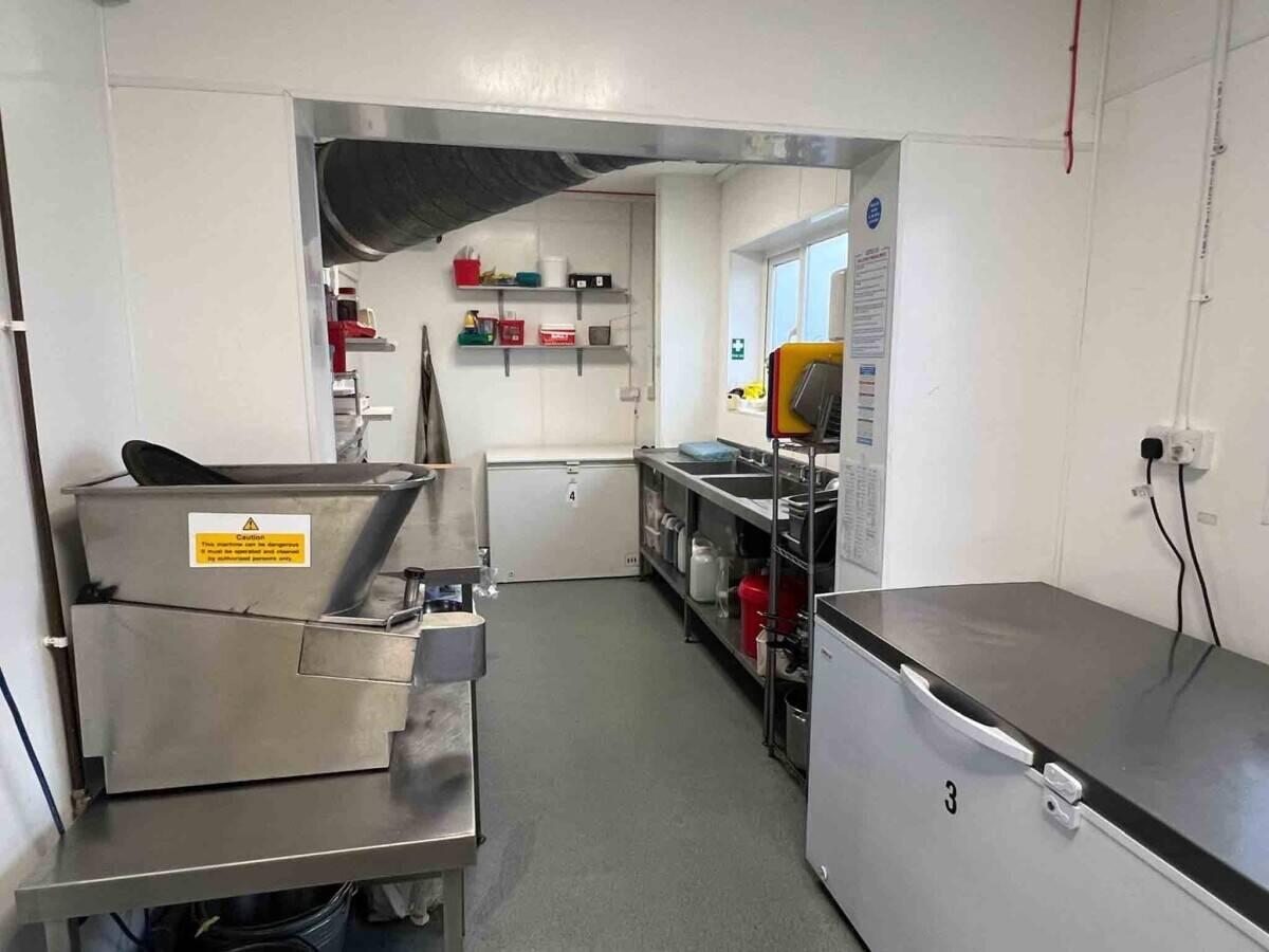 A successful Fish & Chip shop with accommodation for sale Photo 8