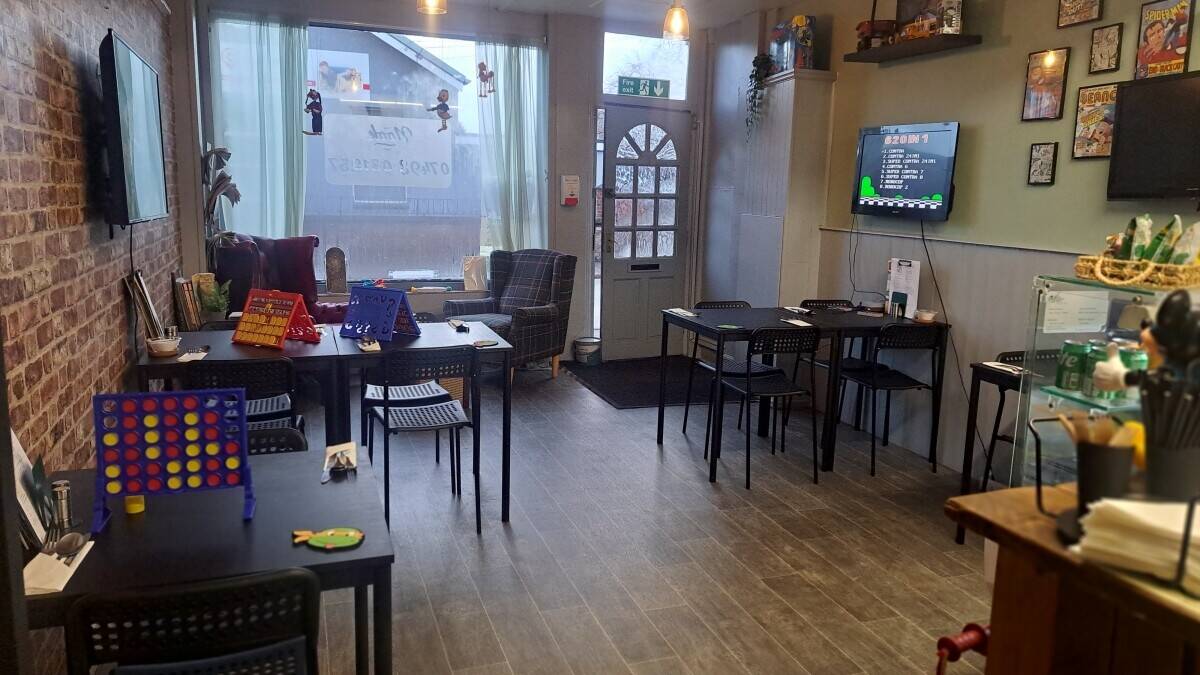 Cafe for sale in town centre Photo 8