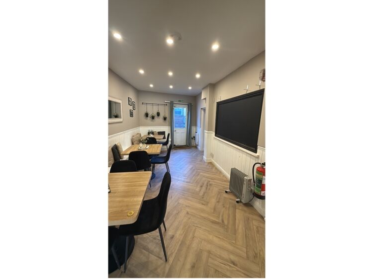 Sip, Serve & Succeed – A Cafe Worth Falling For