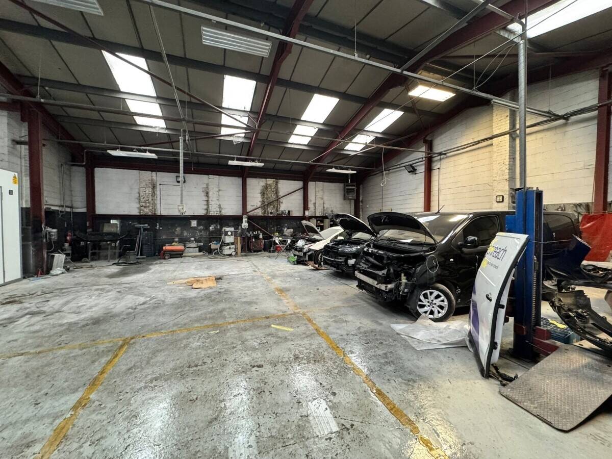 Bodyshop for sale in Walsall