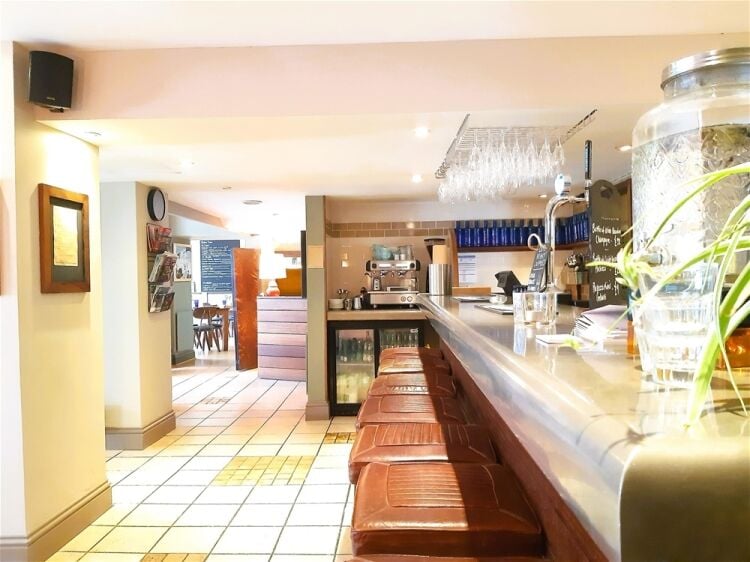 9 Bedroom Boutique Hotel situated in Dartmouth For Sale in Dartmouth